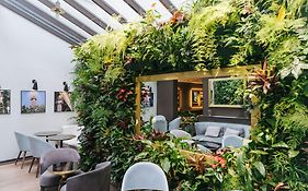 Le Parisis - Paris Tour Eiffel